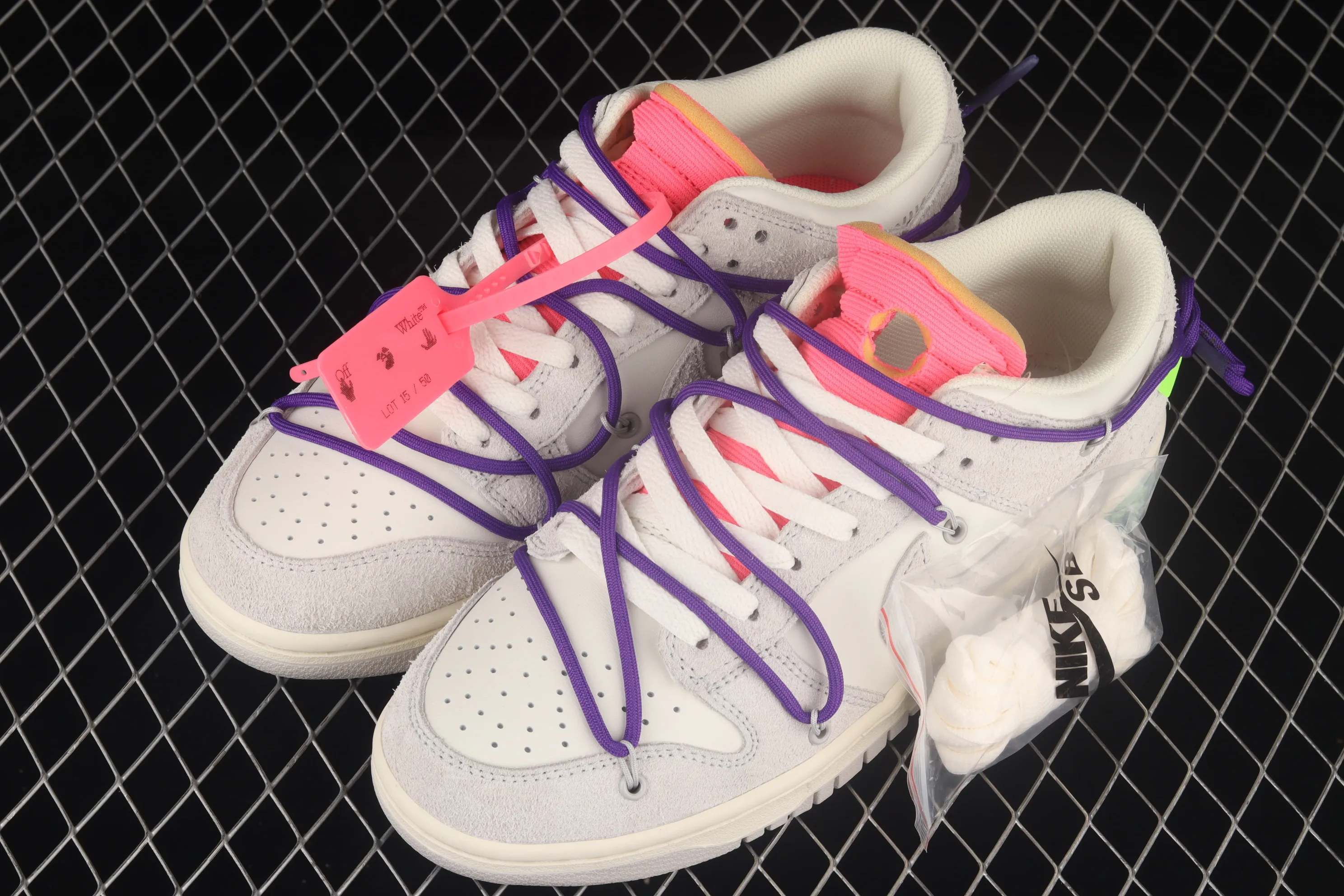 All categories Nk SB Dunk series Nk SB Dunk Low low-top sneakers pure original version OF x Nk Dunk Low OW SB smashed backboard fashion casual sneakers DJ0950-101
